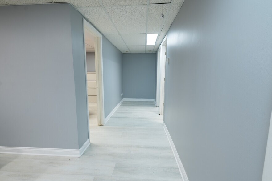 More Photos Of 6600 W College Dr, Palos Heights Medical For Sale