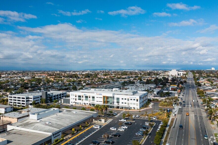 More Photos Of 5215 Torrance Blvd, Torrance Medical For Lease