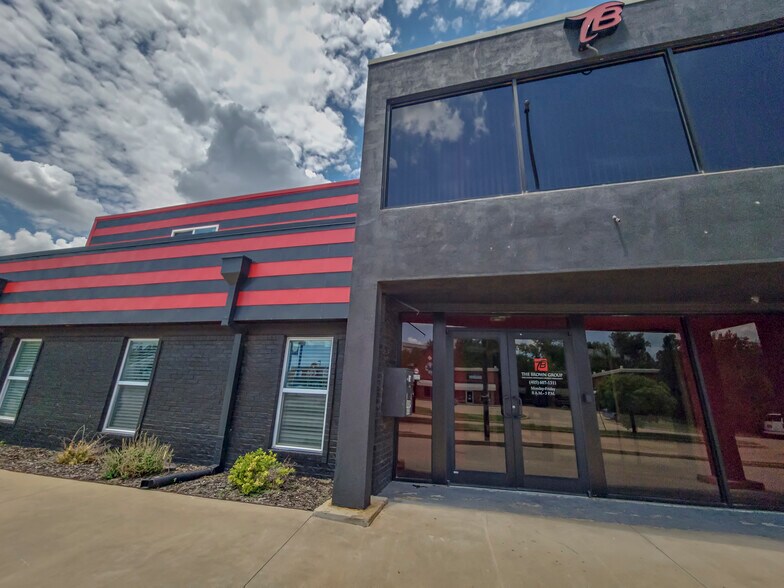 More Photos Of 6001 Nw Expressway, Oklahoma City Office For Sale