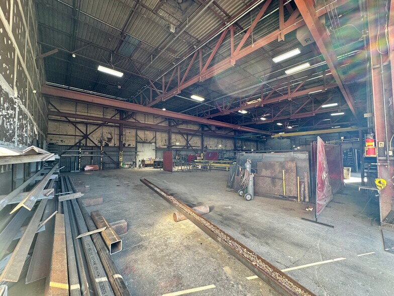 More Photos Of 1944 Route 22, Brewster Village Warehouse For Lease