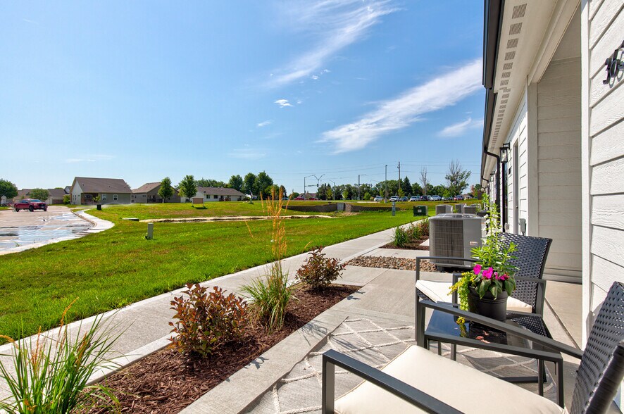 More Photos Of 3656 NE Marissa Ln, Ankeny Apartments For Sale