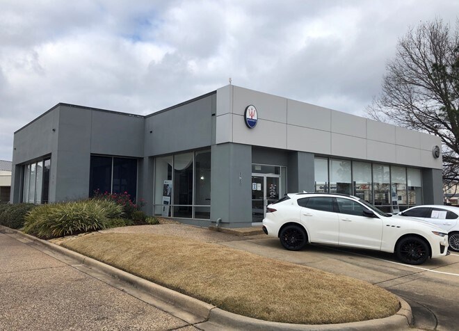 Primary Photo Of 8707 Business Park Drive, Shreveport Auto Dealership For Sale