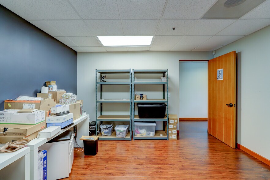 More Photos Of 155 El Camino Real, Tustin Office For Lease