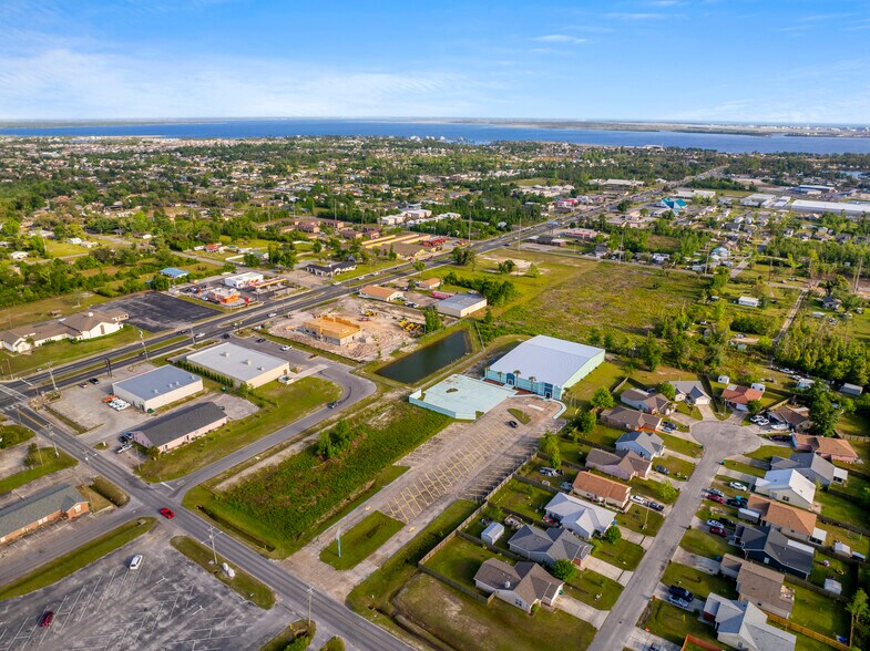 More Photos Of 5420 Hickory St, Panama City Office For Lease