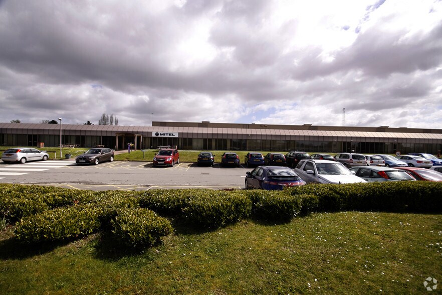 More Photos Of Castlegate Business Park, Caldicot Research And Development For Lease