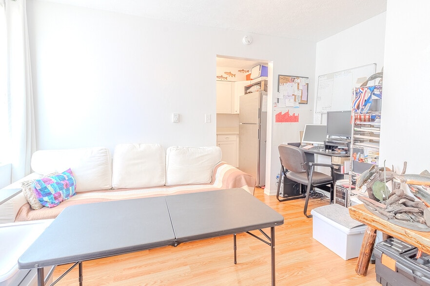 More Photos Of 5801 Lincoln Ave, Export Apartments For Sale