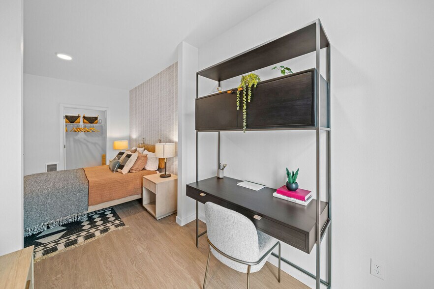 More Photos Of 17620 NE 69th Ct, Redmond Apartments For Lease