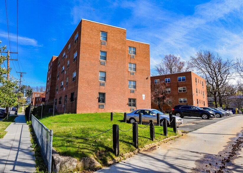 More Photos Of 401 Chaplin St SE, Washington Apartments For Sale