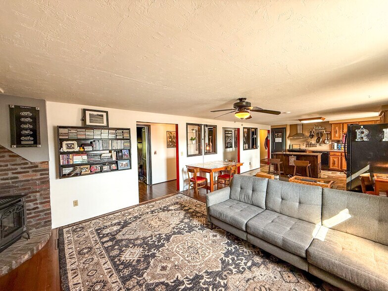 More Photos Of 13080 US 422, Kittanning Storefront Retail Residential For Sale