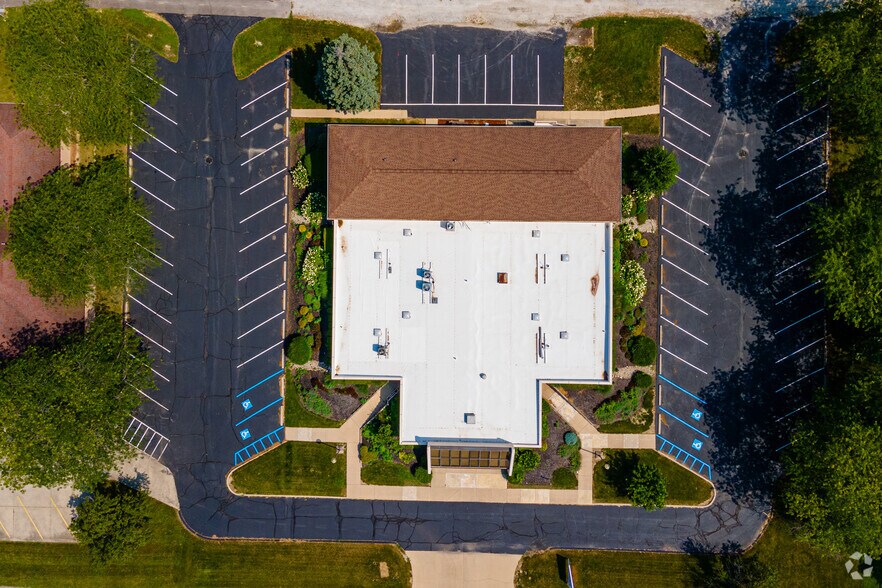 More Photos Of 1515 S 19th St, Elwood Office For Sale