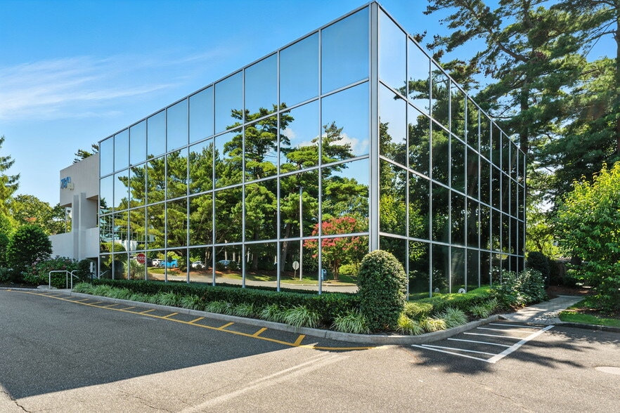 More Photos Of 700 Veterans Memorial Hwy, Hauppauge Unknown For Lease