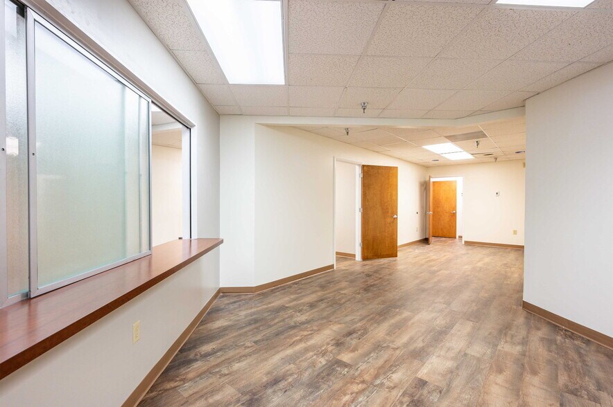 More Photos Of 6719 Gall Blvd, Zephyrhills Medical For Sale