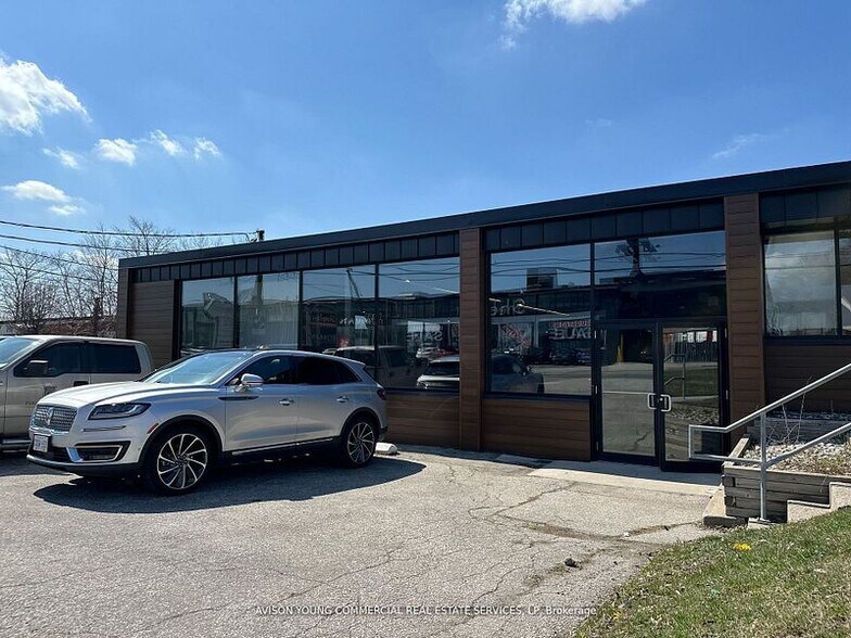 Primary Photo Of 894 Caledonia Rd, Toronto Warehouse For Lease