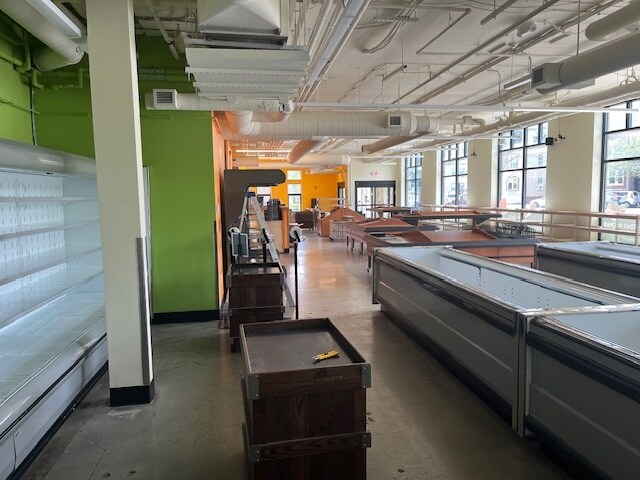 More Photos Of 135 Lafayette St, Salem Apartments For Lease