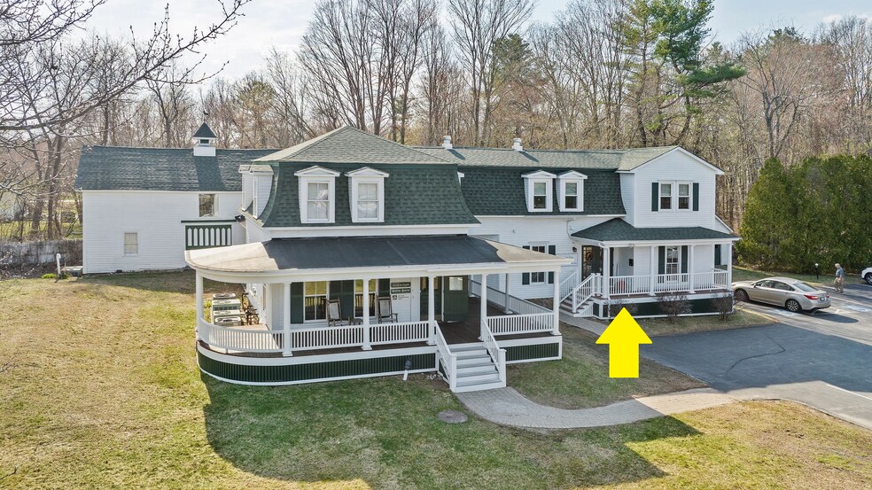 Primary Photo Of 183 Mammoth Rd, Londonderry Medical For Lease