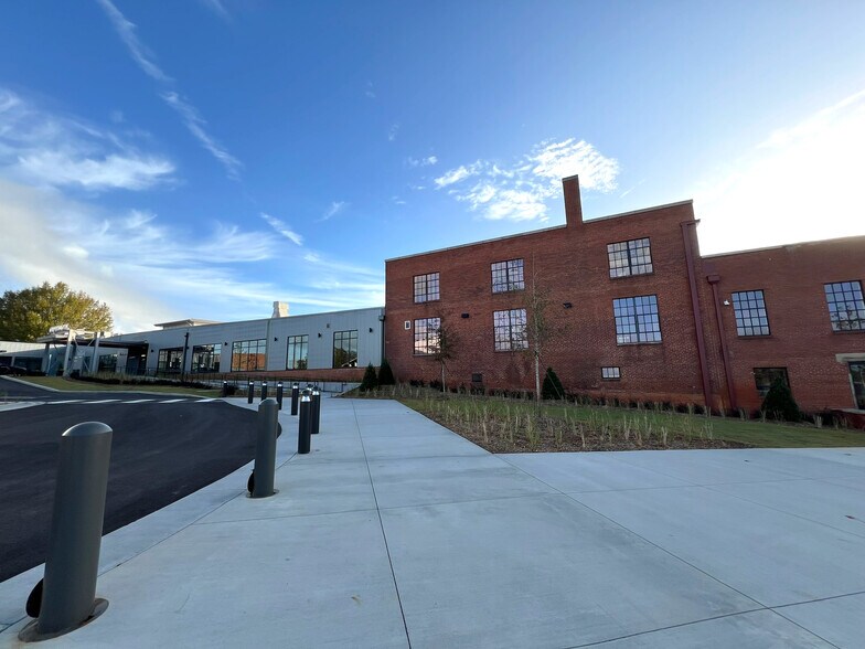 More Photos Of 25 Goldsmith St, Greenville Loft Creative Space For Lease