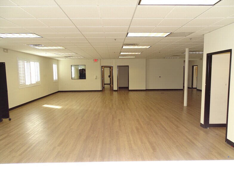 More Photos Of 750 Coronado Center Dr, Henderson Medical For Lease