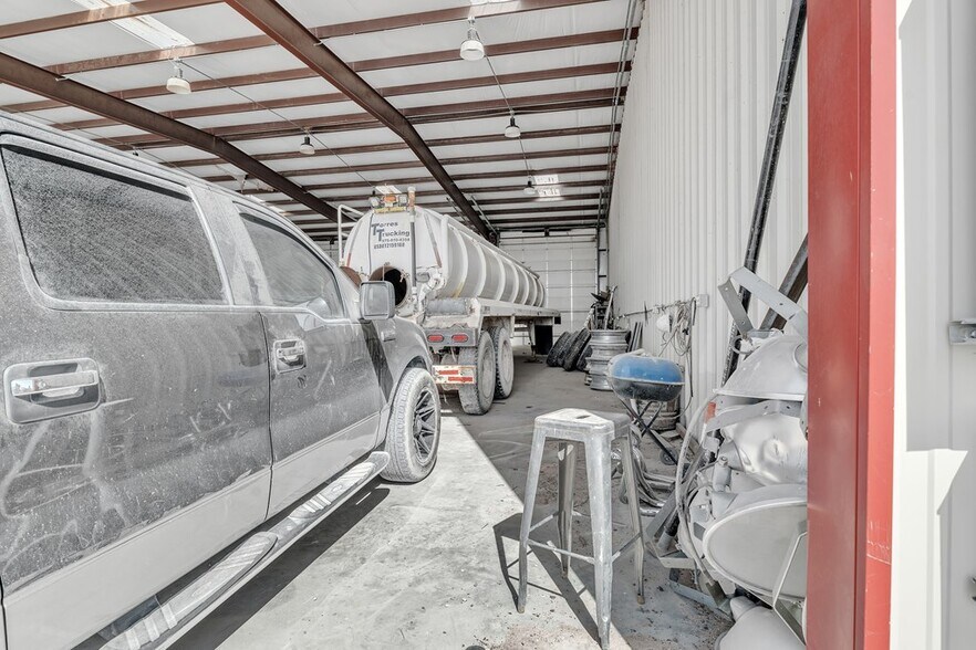 More Photos Of 14035 52nd st, Odessa Industrial For Sale