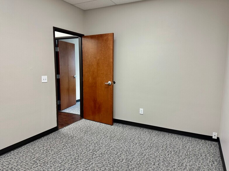 More Photos Of 2653 Sagebrush Dr, Flower Mound Unknown For Lease