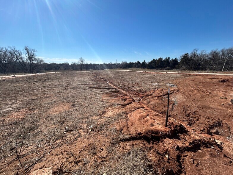 More Photos Of 615 W Moore St, Enid Multifamily For Sale