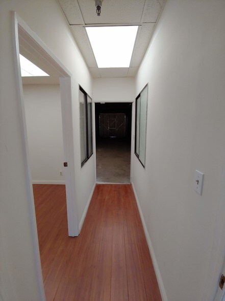 More Photos Of 1455 Monterey Pass Rd, Monterey Park Office Residential For Lease