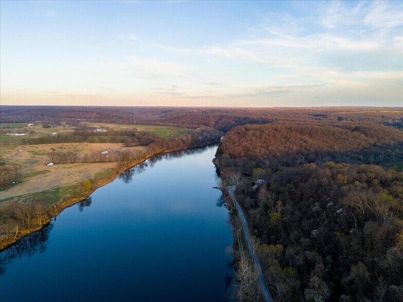 More Photos Of 9596 N 447 Rd, Spavinaw Trailer Camper Park For Sale