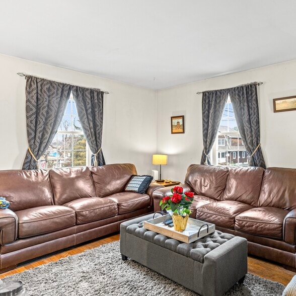 More Photos Of 1225 Bay Ave, Point Pleasant Office Residential For Sale