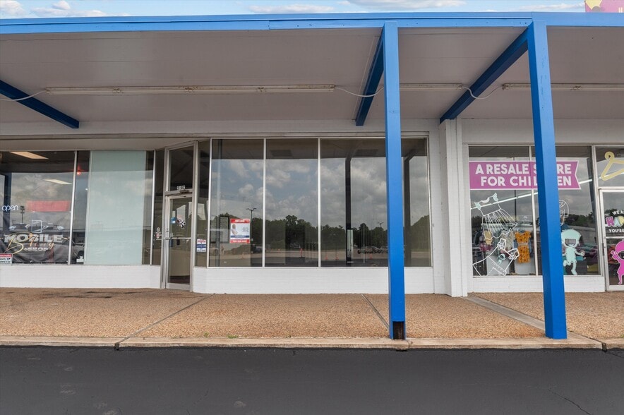 More Photos Of 500 S Chestnut St, Lufkin Unknown For Lease