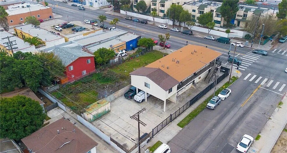 More Photos Of 254 W 83rd St, Los Angeles Apartments For Sale