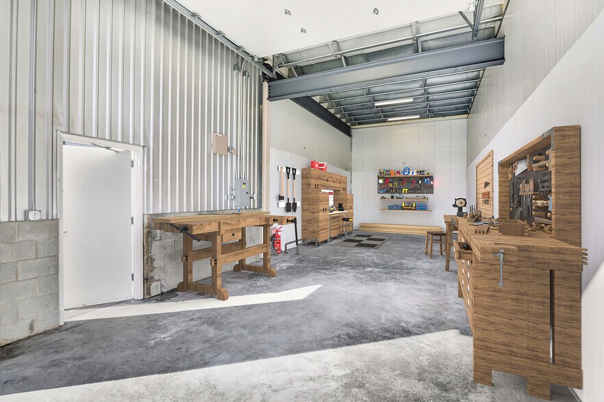 More Photos Of 2205 70th Ave W, Tacoma Warehouse For Lease