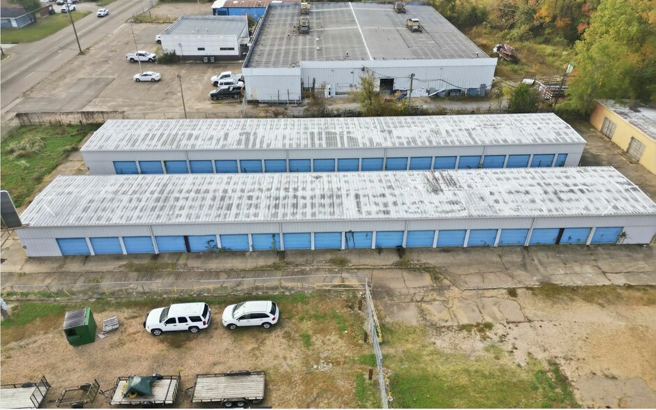 More Photos Of 3705 N West St, Jackson Self Storage For Sale