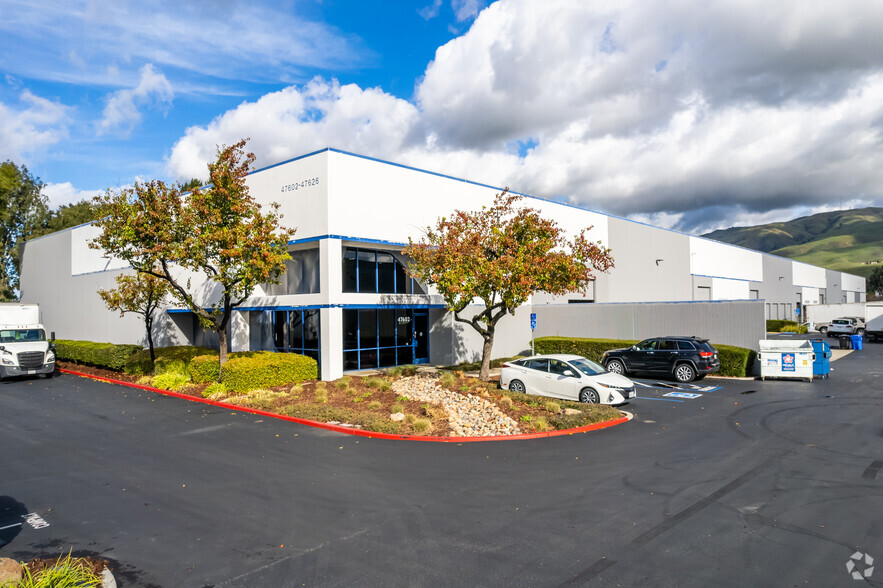 Primary Photo Of 47602-47626 Kato Rd, Fremont Warehouse For Lease