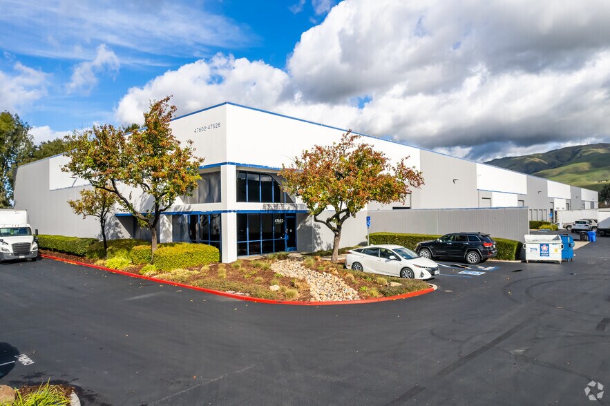 Primary Photo Of 47630-47654 Kato Rd, Fremont Warehouse For Lease