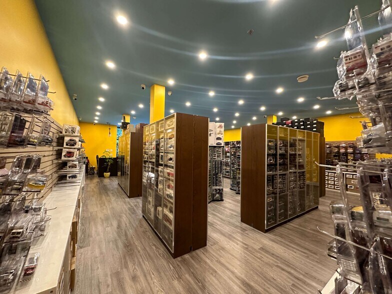 More Photos Of 19181 34A Av, Surrey Warehouse For Lease