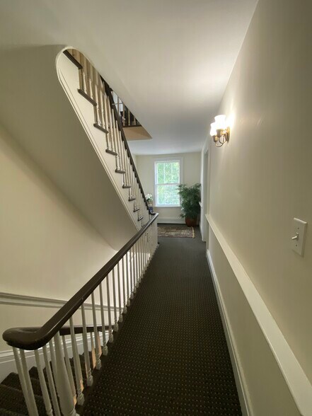 More Photos Of 12 Lower Center St, Clinton Office For Lease