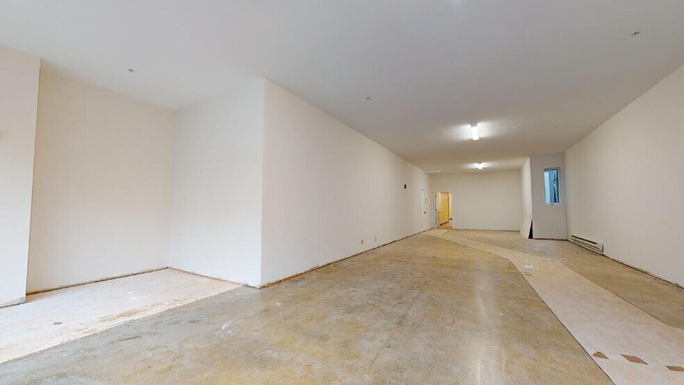 More Photos Of 1707 Eastern Ave, Baltimore Apartments For Lease