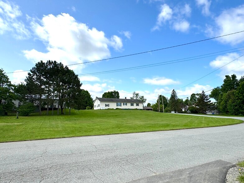 More Photos Of 0 Stonewall St, Newport Land For Sale