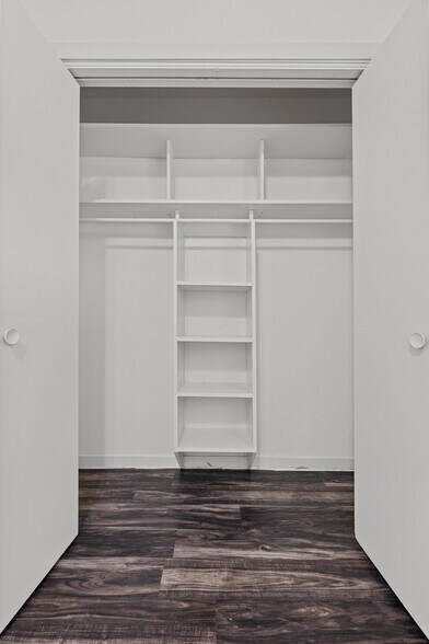 More Photos Of 2115 Goodrich Ave, Austin Apartments For Sale