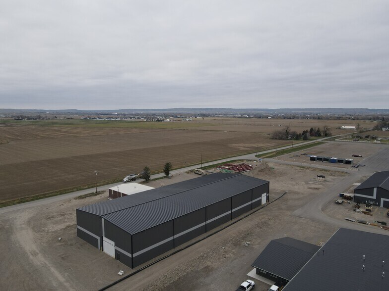 More Photos Of 2777 S 56th St W, Billings Warehouse For Lease