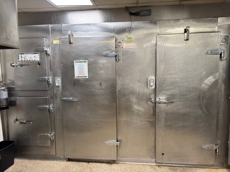 More Photos Of 5212 Silver Star Rd, Orlando Fast Food For Sale