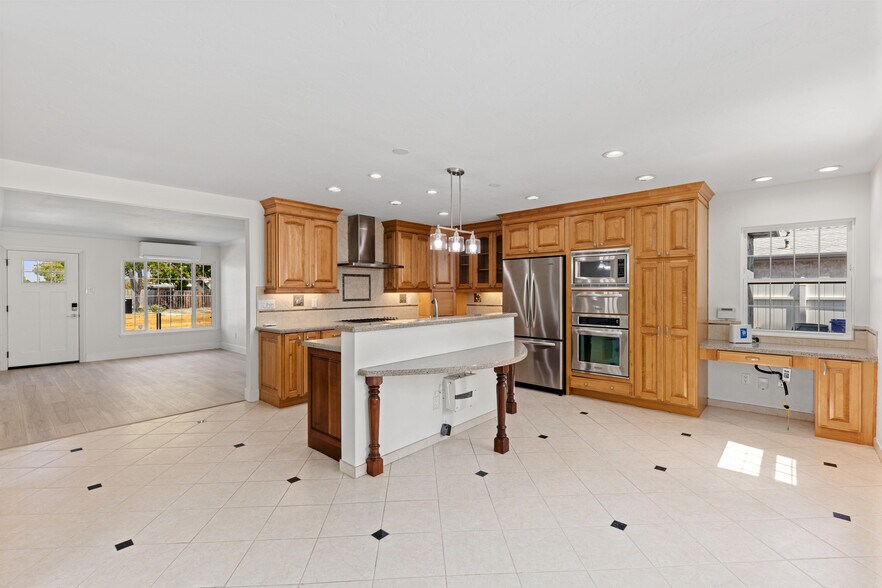 More Photos Of 4578 Jicarillo Ave, San Diego Apartments For Sale