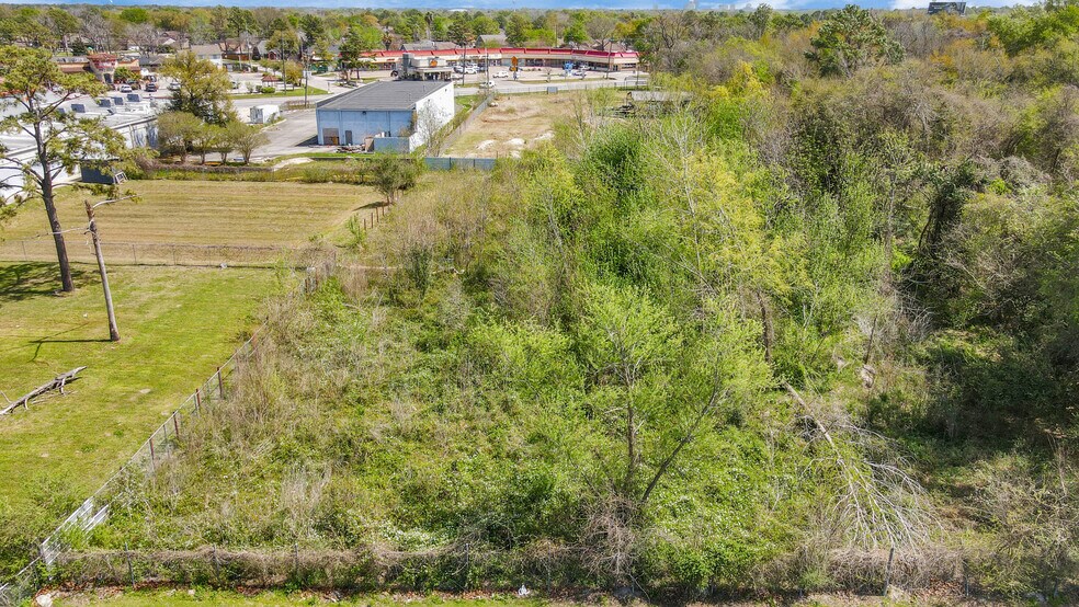 More Photos Of 11921 Veterans Memorial Dr, Houston Land For Sale