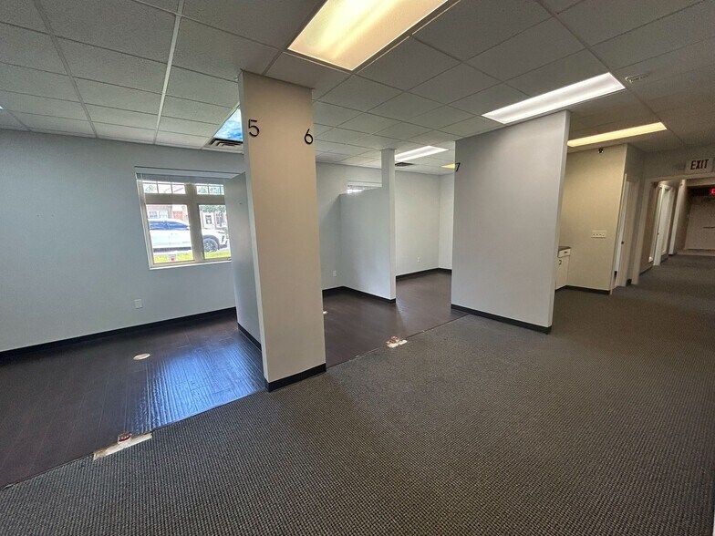 More Photos Of 440 Beecher Rd, Columbus Medical For Sale