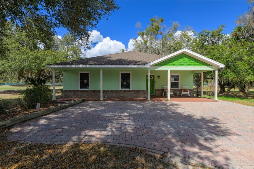 More Photos Of 100 Pilothouse Ct, Palatka Multifamily For Sale