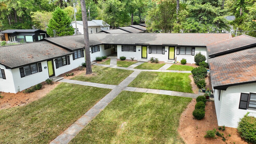 More Photos Of 109 W Poplar Ave, Carrboro Apartments For Sale