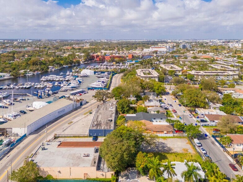More Photos Of 1871 NW North River Dr, Miami Service For Sale