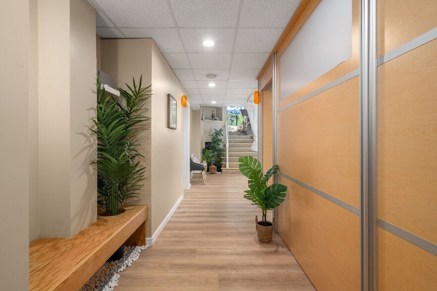 More Photos Of 1680 Beacon St, Brookline Apartments For Lease