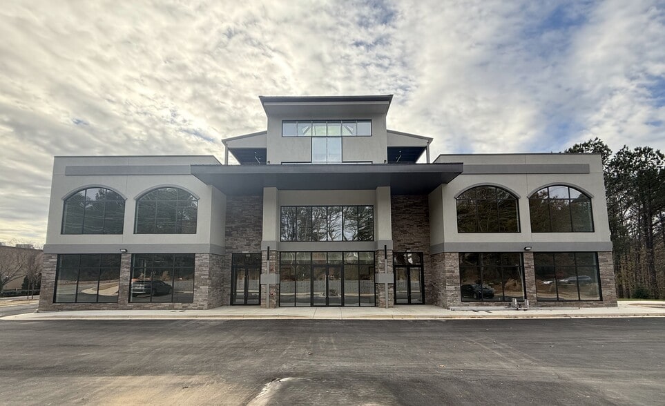 Primary Photo Of 4560 Satellite Blvd, Duluth General Retail For Sale