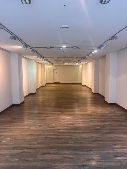 More Photos Of 1239 3rd Street Promenade, Santa Monica Storefront Retail Office For Lease