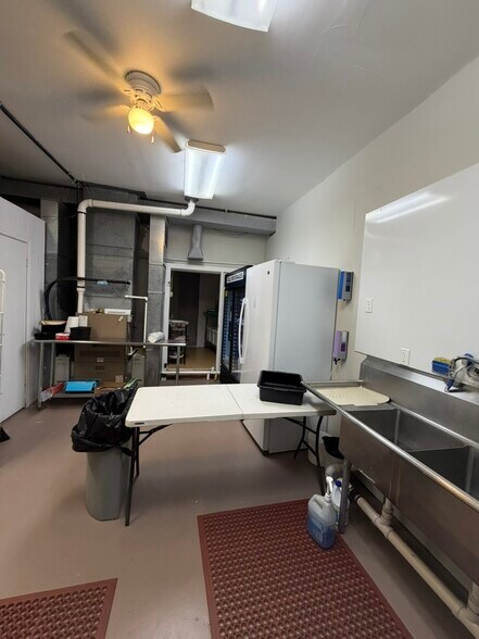 More Photos Of 12150 N US Highway 421, Monticello General Retail For Sale